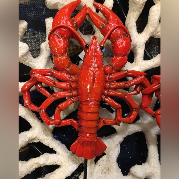 Set of 2 Lobsters 🦞 🦞 each with hanging hooks. - Picture 2 of 13